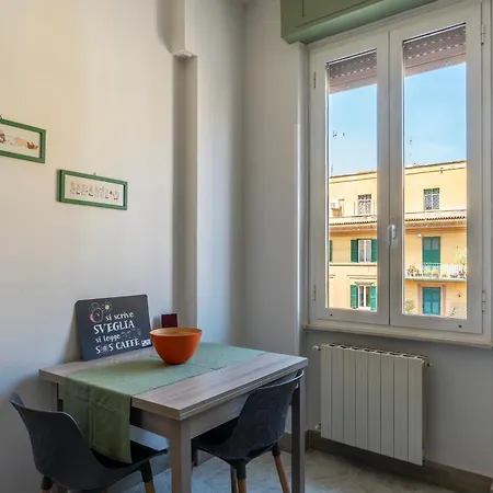 Vista Sulla Basilica Di San Giovanni Mm Lodi Apt Roma Exterior foto